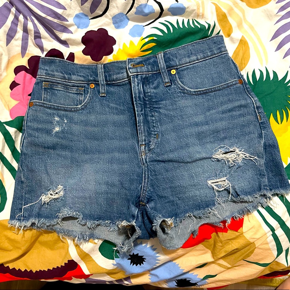 Madewell “The Perfect Jean Short”